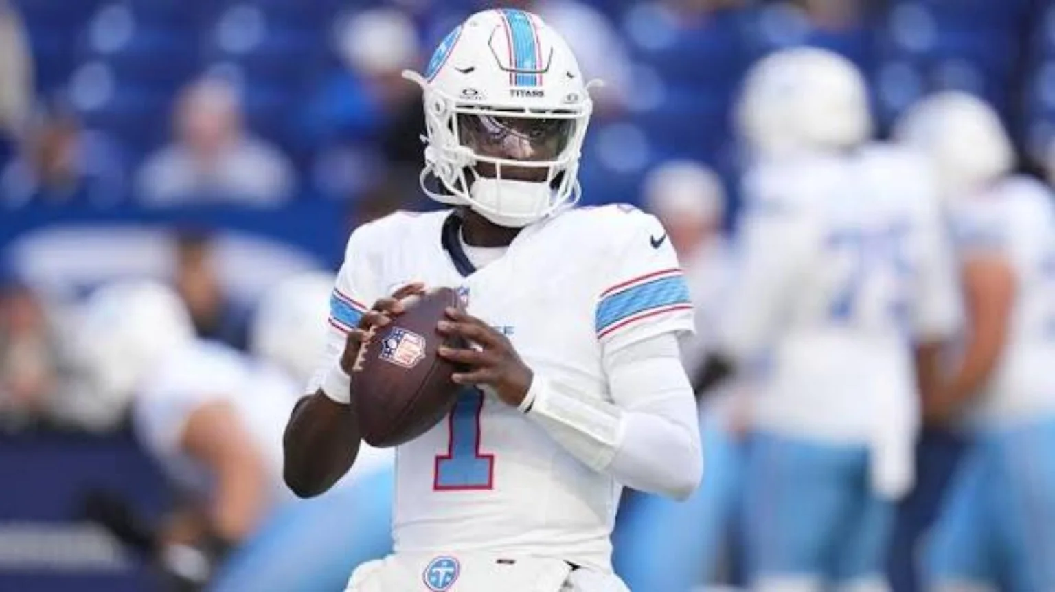 Tennessee Titans quarterback prepares to throw