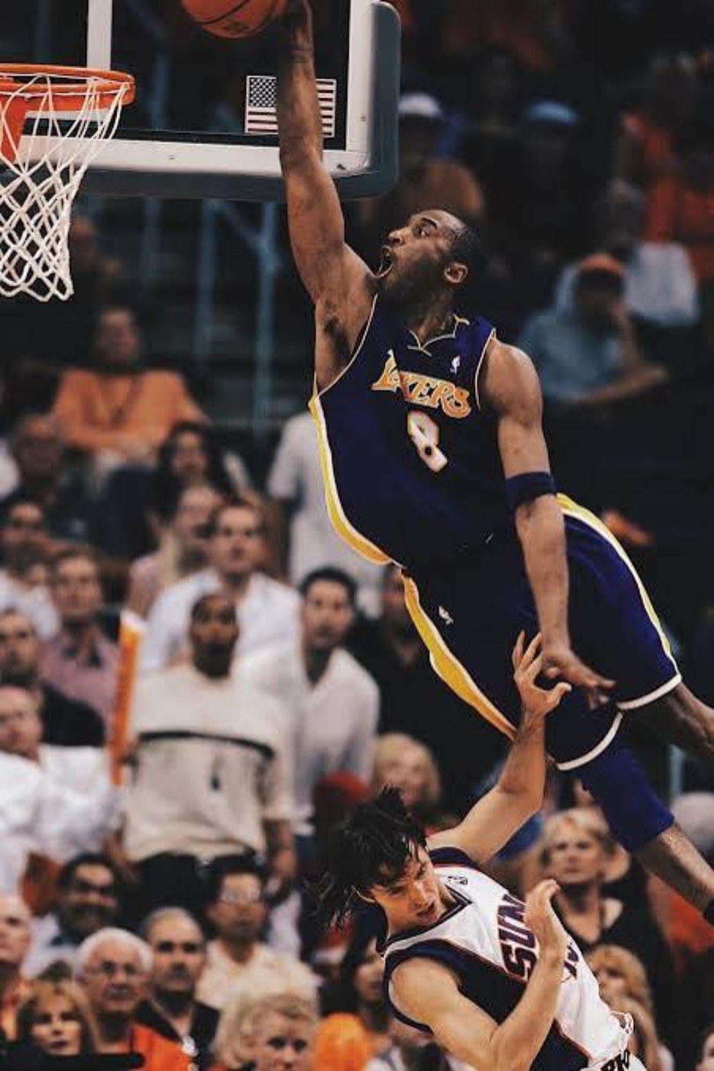 Kobe Bryant attacking the rim against Phoenix during the 2005-06 season