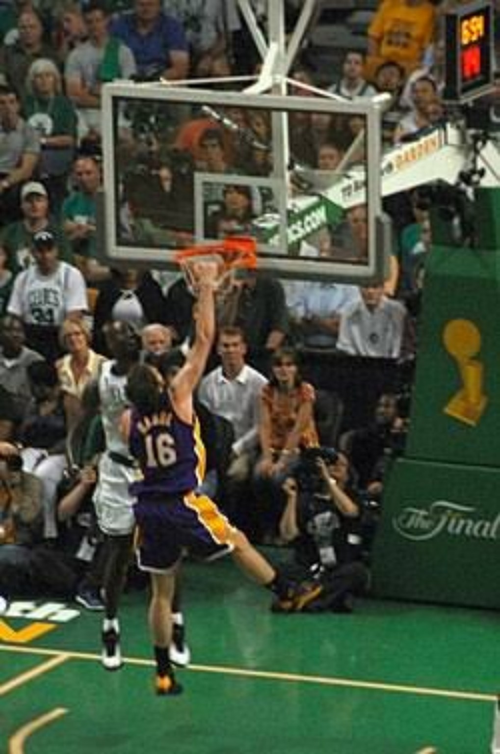 PAU'S MOMENT — 19 points and 18 rebounds in Game 7.